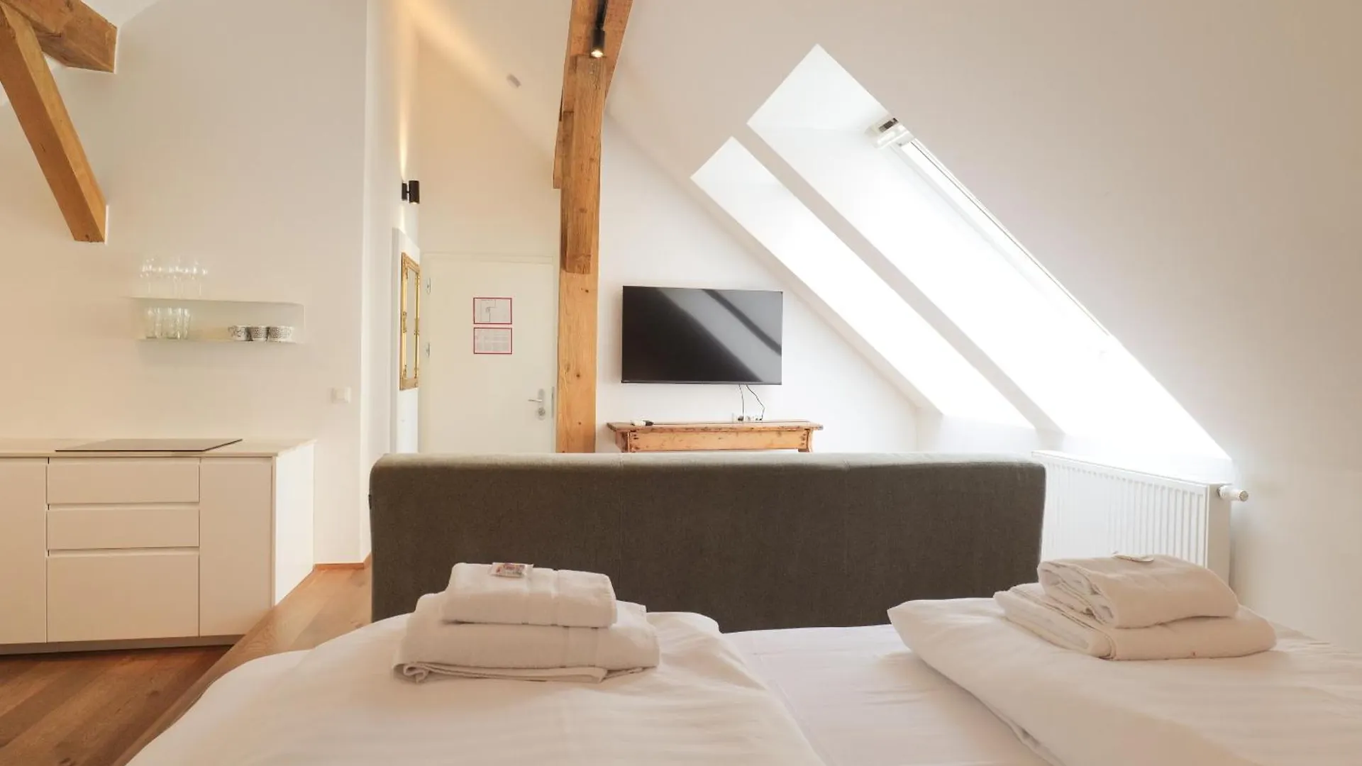 Central Riverside Apartments Mescanka Ljubljana 0*,  Szlovénia